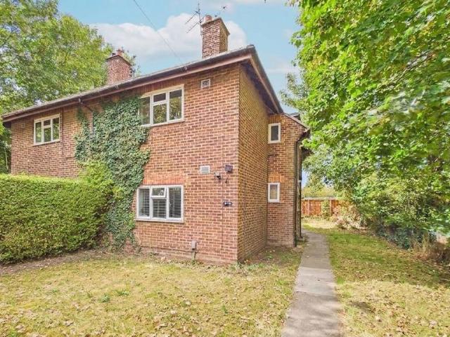 1 bedroom maisonette for sale