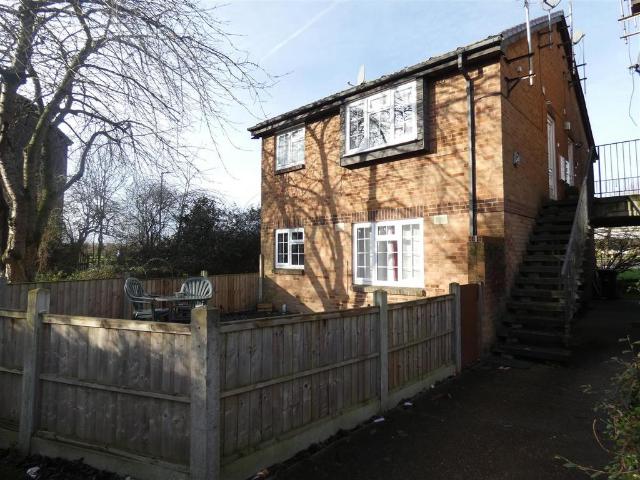 1 bedroom maisonette for sale