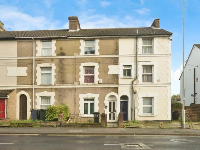 1 bedroom maisonette for sale