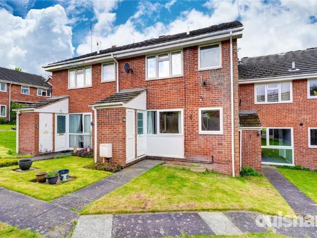 1 bedroom maisonette for sale