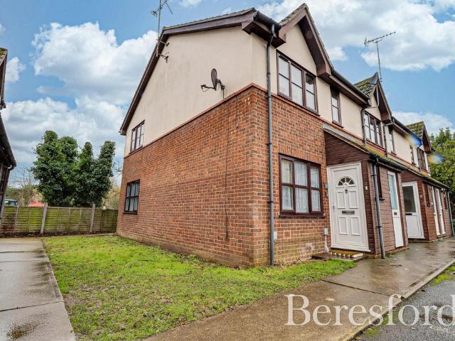 1 bedroom maisonette for sale