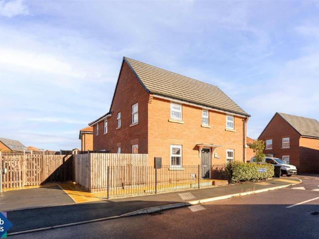 1 bedroom maisonette for sale
