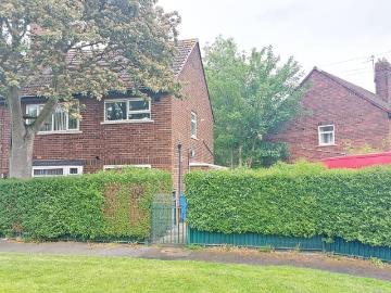 1 bedroom maisonette for sale