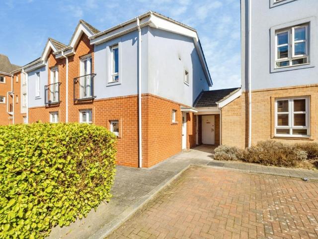 1 bedroom maisonette for sale