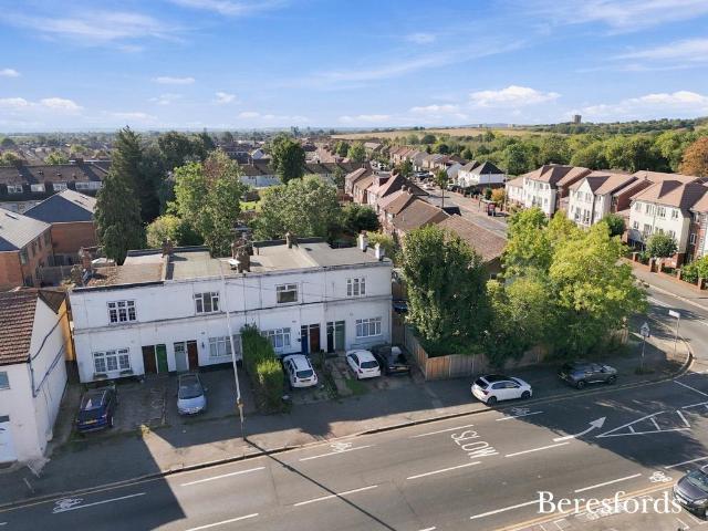 1 bedroom maisonette for sale