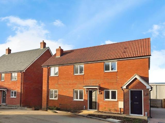 1 bedroom maisonette for sale
