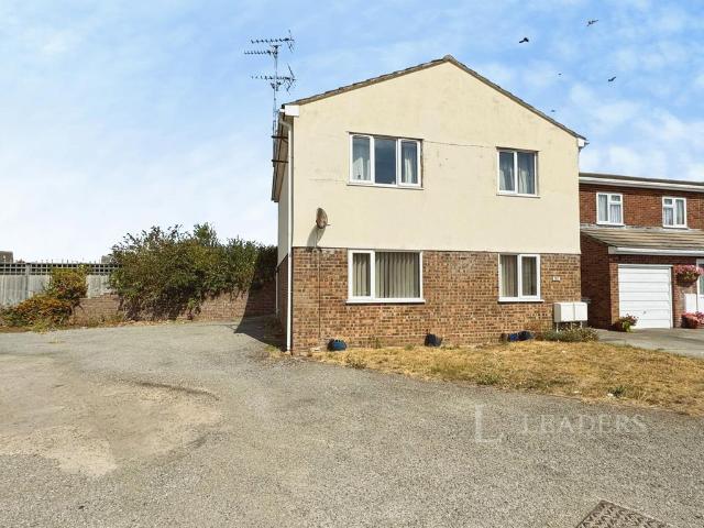 1 bedroom maisonette for sale