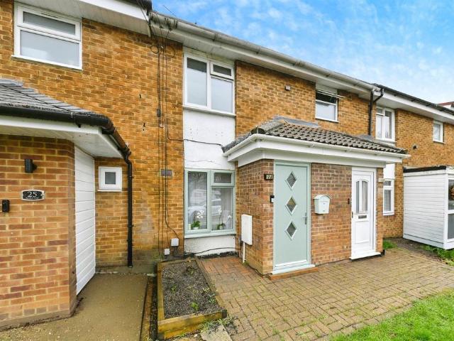 1 bedroom maisonette for sale