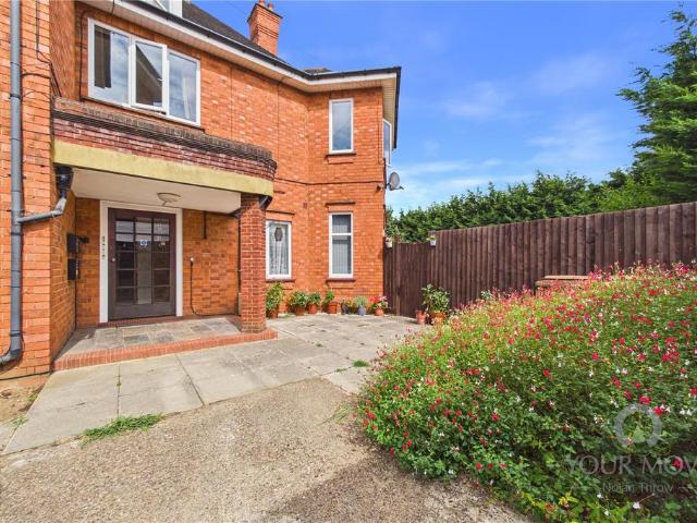 1 bedroom maisonette for sale