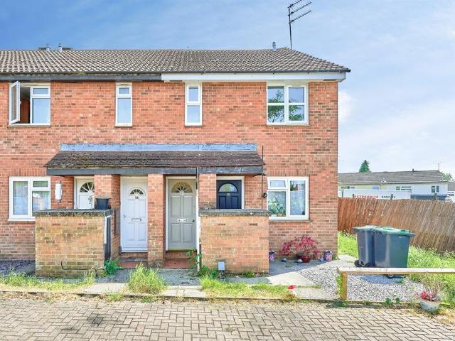 1 bedroom maisonette for sale