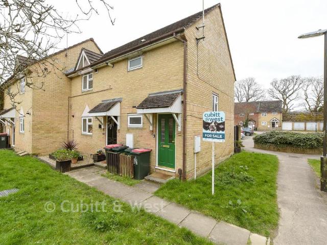 1 bedroom maisonette for sale