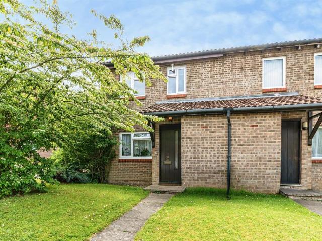 1 bedroom maisonette for sale