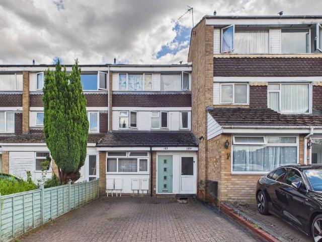 1 bedroom maisonette for sale