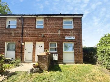 1 bedroom maisonette for sale