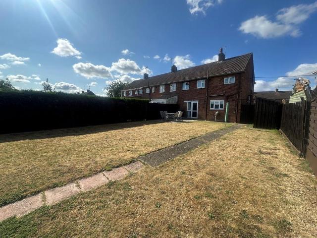 1 bedroom maisonette for sale