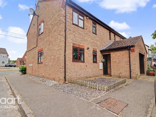 1 bedroom maisonette for sale