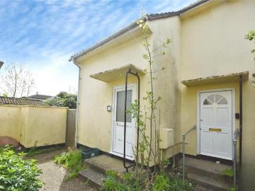1 bedroom maisonette for sale