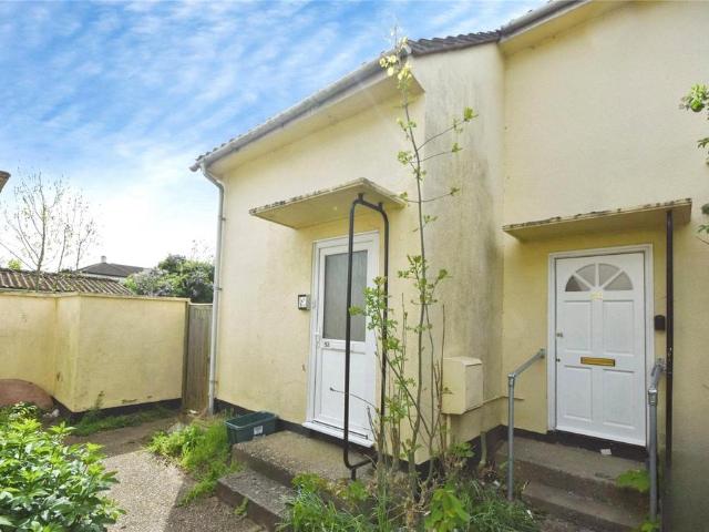1 bedroom maisonette for sale