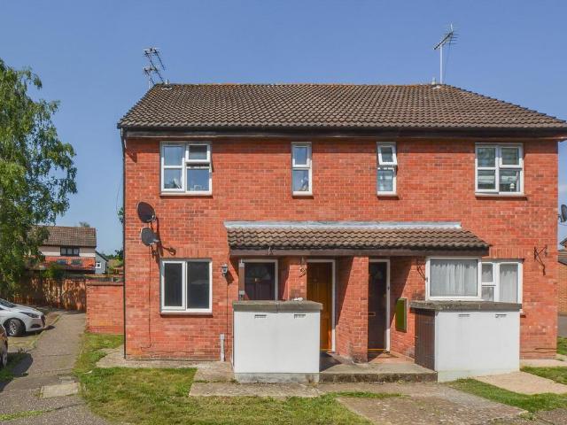 1 bedroom maisonette for sale