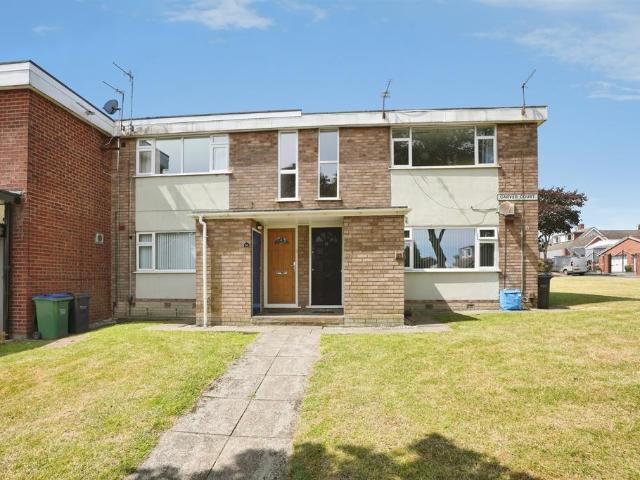 1 bedroom maisonette for sale