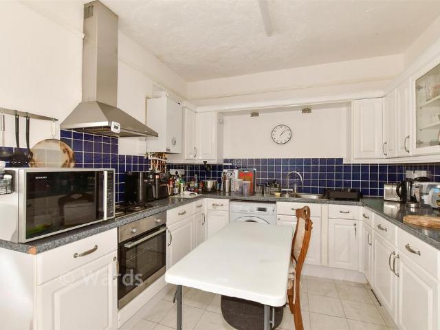 1 bedroom maisonette for sale