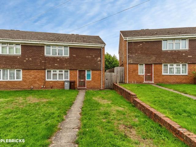1 bedroom maisonette for sale