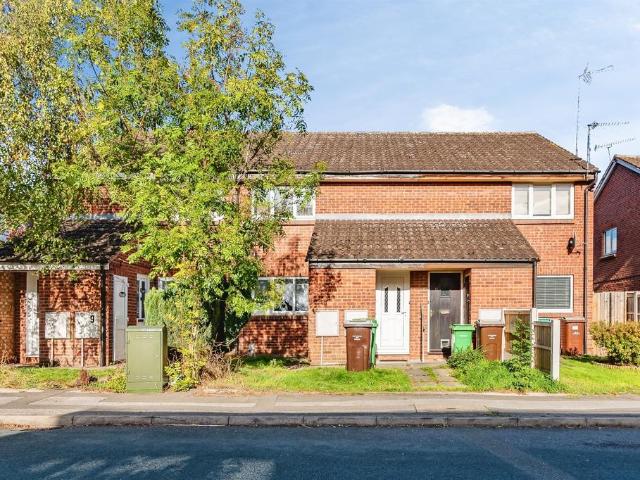 1 bedroom maisonette for sale