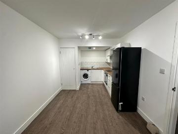 1 bedroom maisonette for sale