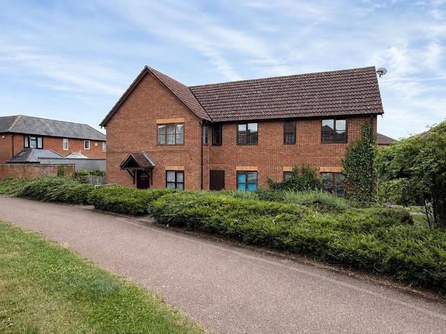 1 bedroom maisonette for sale