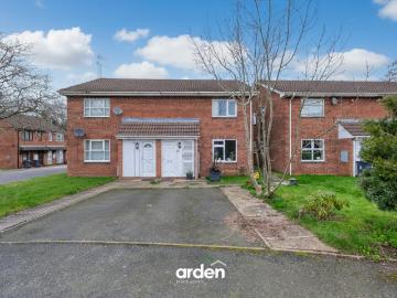 1 bedroom maisonette for sale