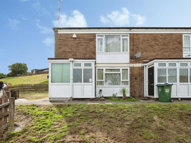 1 bedroom maisonette for sale