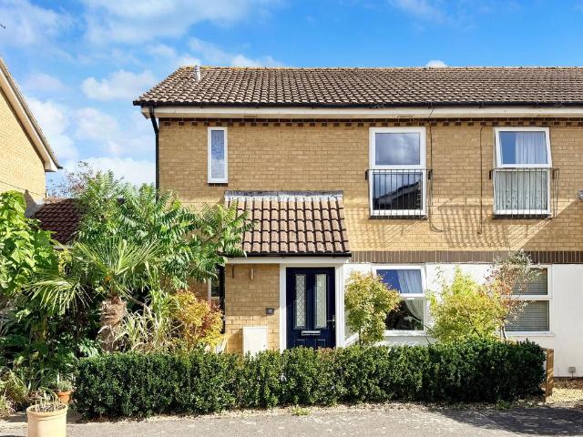 1 bedroom maisonette for sale