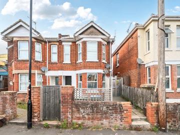 1 bedroom maisonette for sale