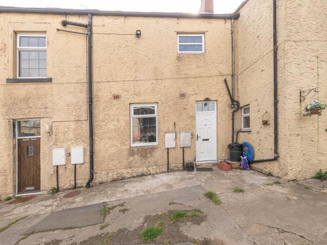 1 bedroom maisonette for sale