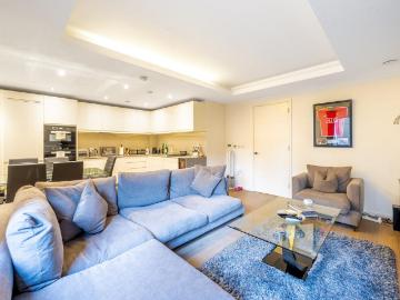 1 bedroom maisonette for sale