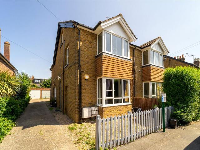 1 bedroom maisonette for sale
