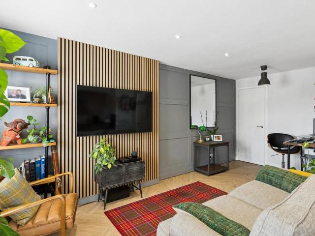 1 bedroom house for sale