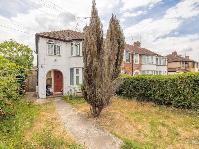 1 bedroom maisonette for sale