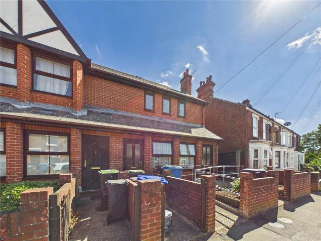 1 bedroom maisonette for sale