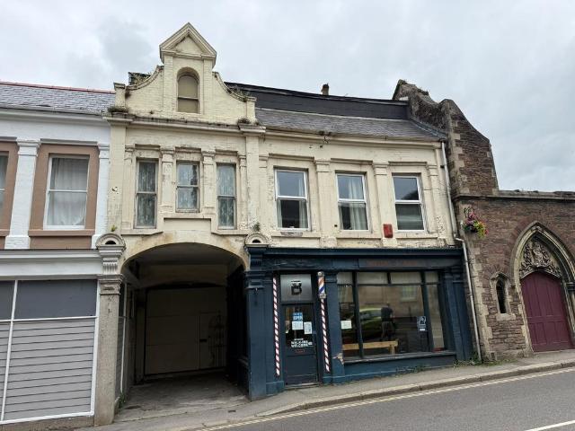 1 bedroom maisonette for sale