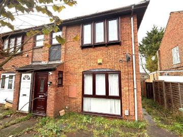 1 bedroom maisonette for sale