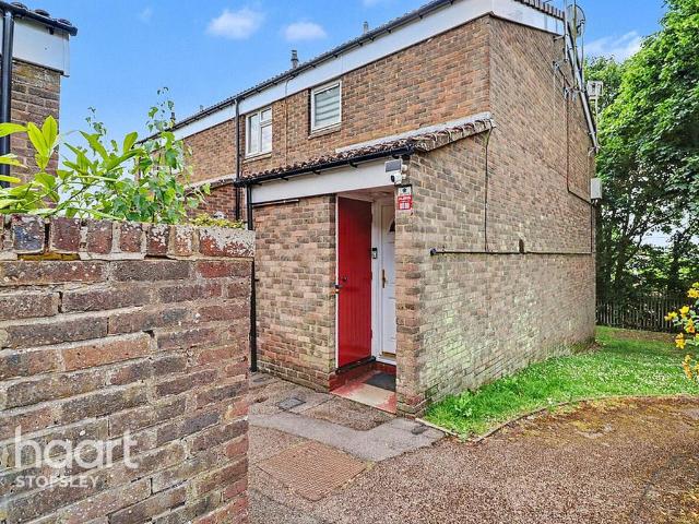 1 bedroom maisonette for sale