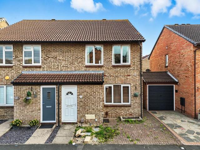 1 bedroom maisonette for sale