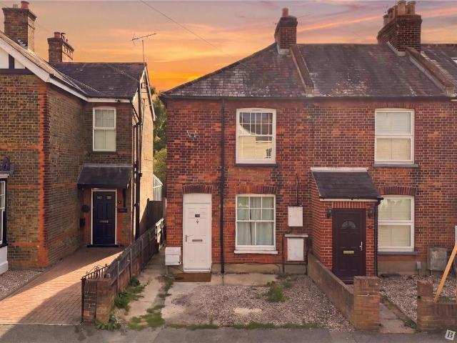 1 bedroom maisonette for sale