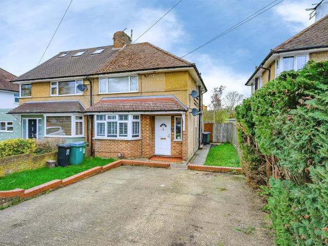 2 bedroom maisonette for sale