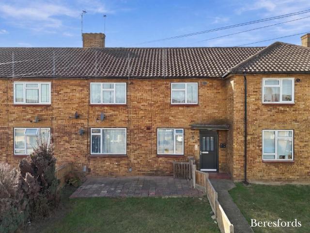 1 bedroom maisonette for sale