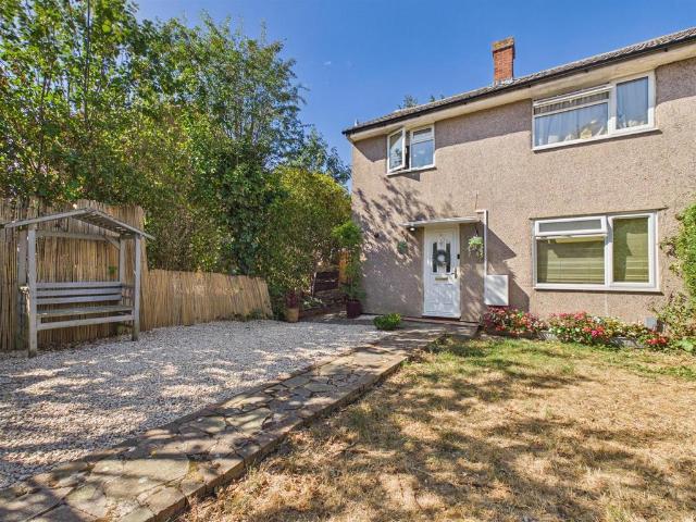 1 bedroom maisonette for sale