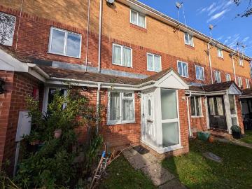 1 bedroom maisonette for sale