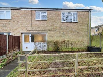 1 bedroom maisonette for sale