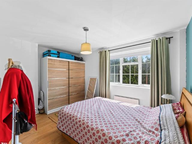 1 bedroom maisonette for sale
